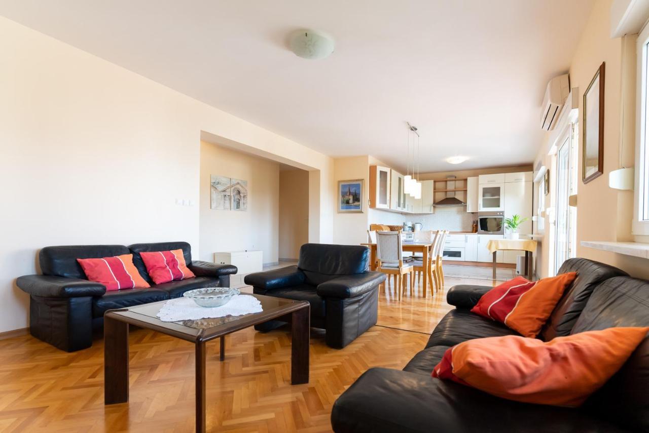 Apartment Luno Kaštela Екстериор снимка