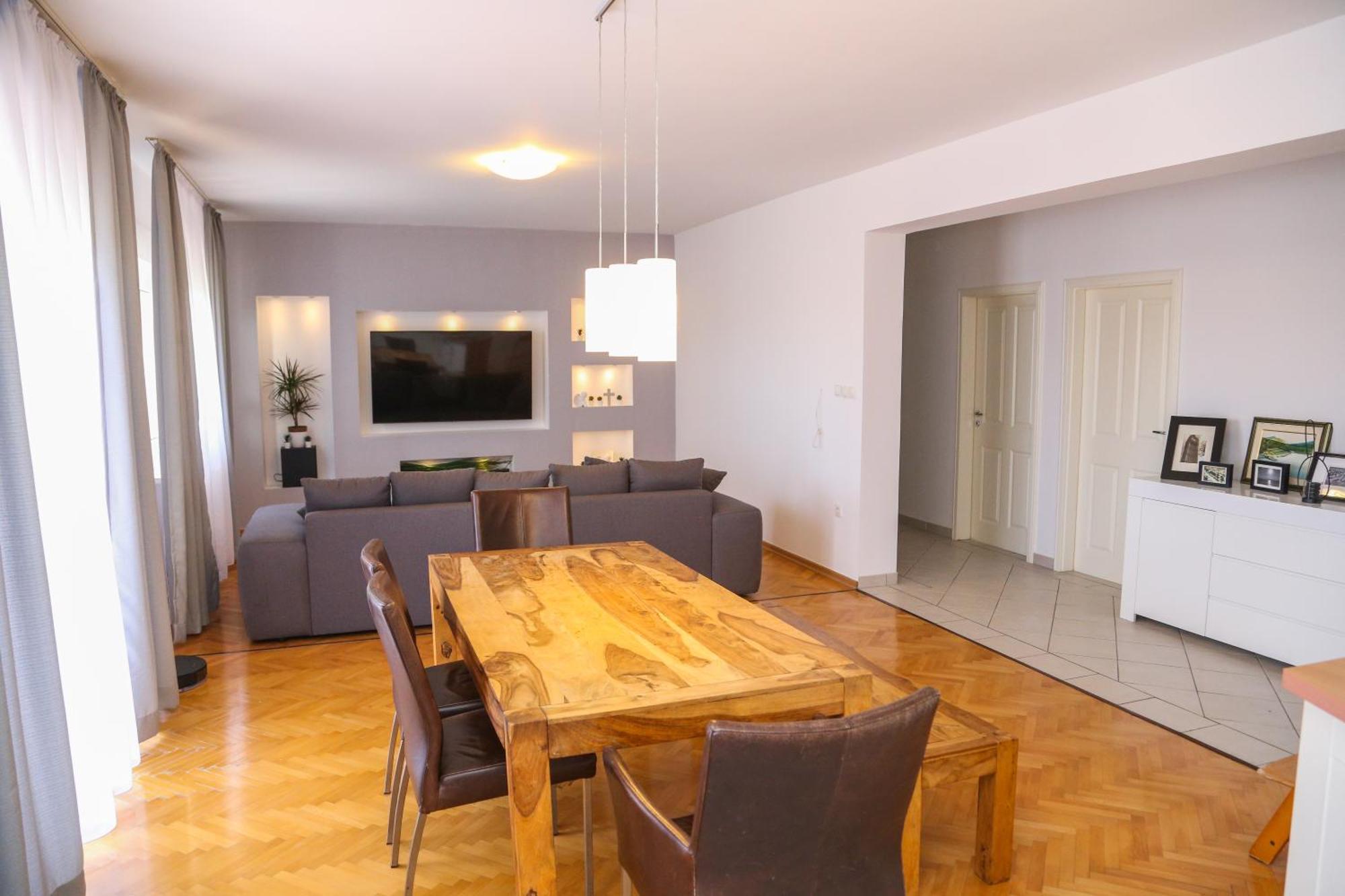 Apartment Luno Kaštela Екстериор снимка