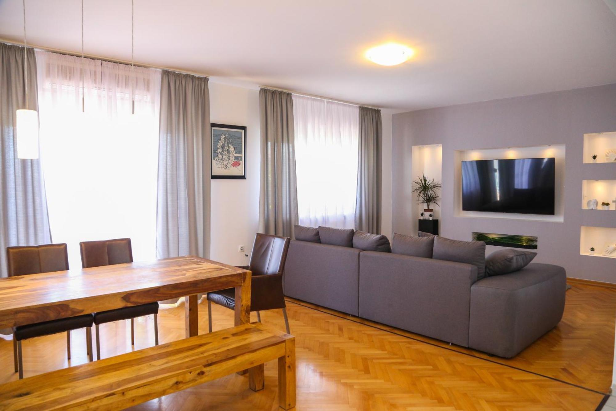 Apartment Luno Kaštela Екстериор снимка