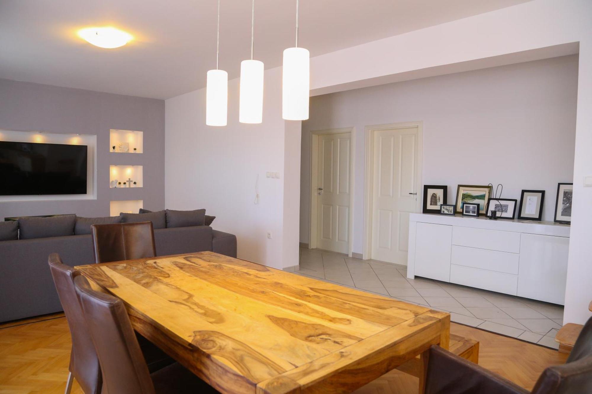 Apartment Luno Kaštela Екстериор снимка