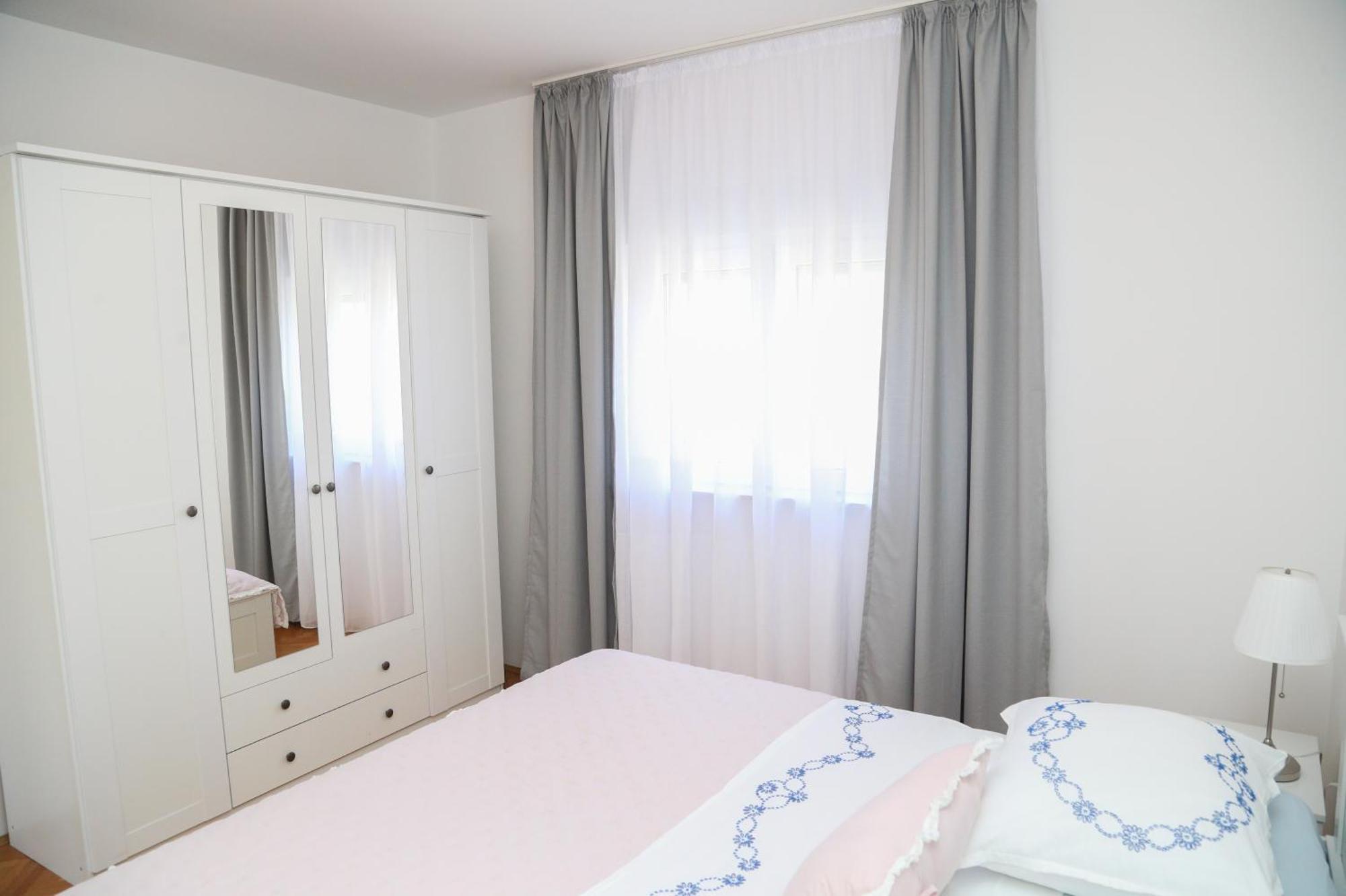 Apartment Luno Kaštela Екстериор снимка